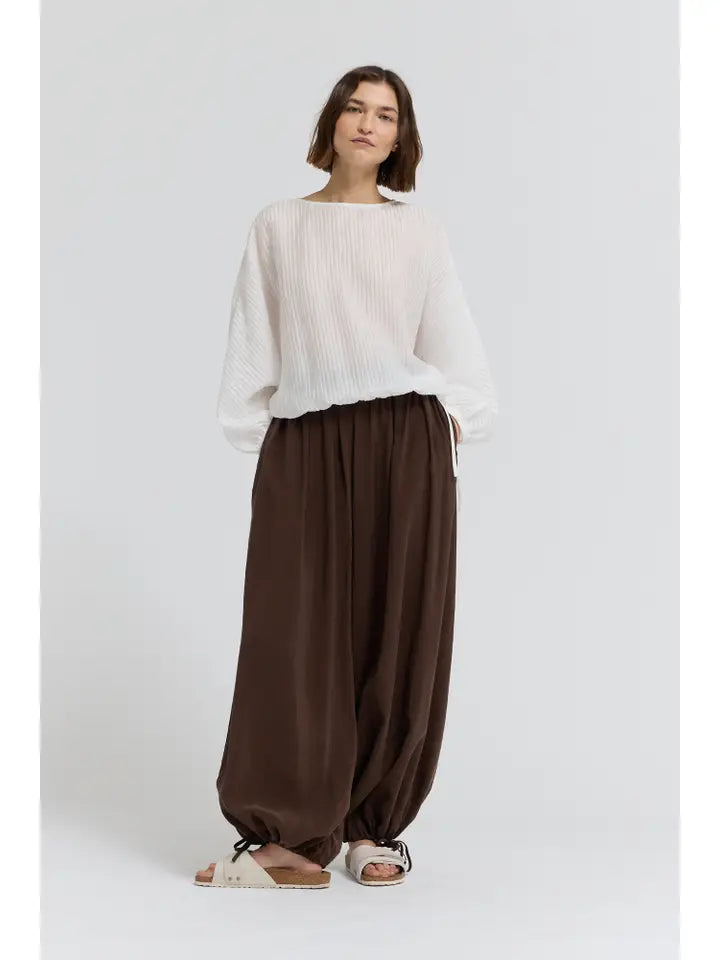 Pleated Waist Balloon Pants