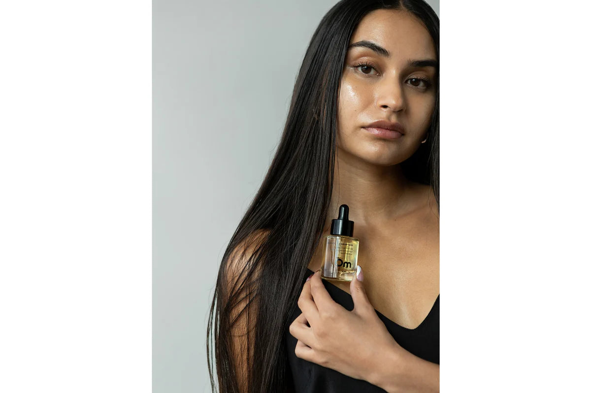 Hibiscus + Daikon Seed Protective Hair Oil
