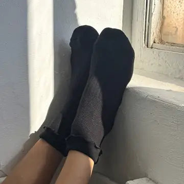 Ruffled Hugger Crew Socks