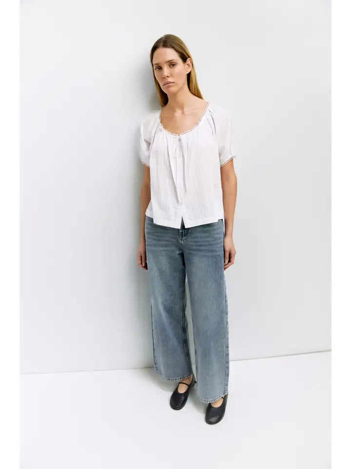 The Amaya Top
