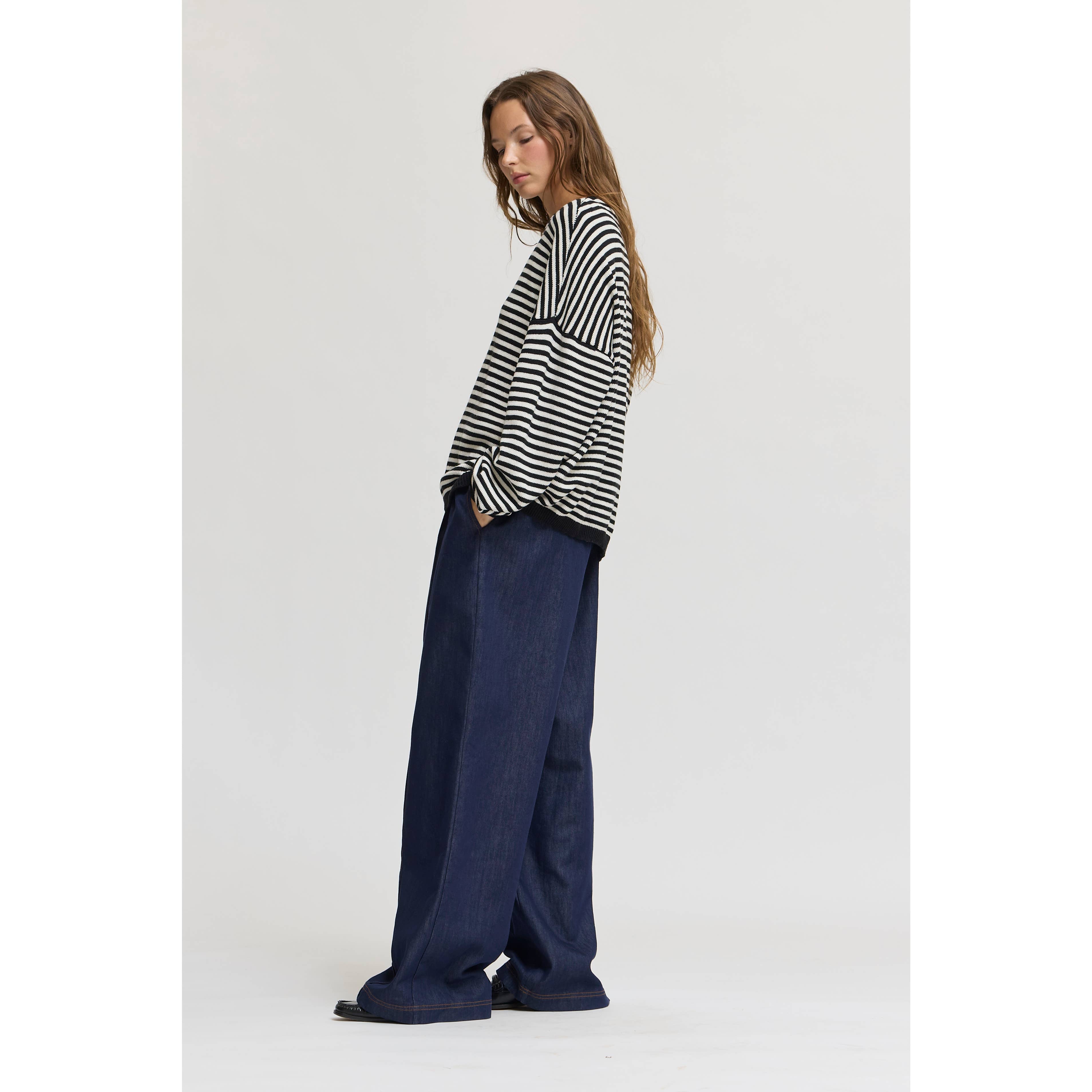 Loose Fit Cotton Sweater Top - Black/Ivory
