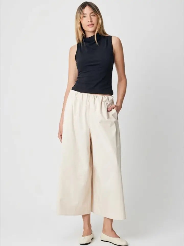The Suzy Top - Black