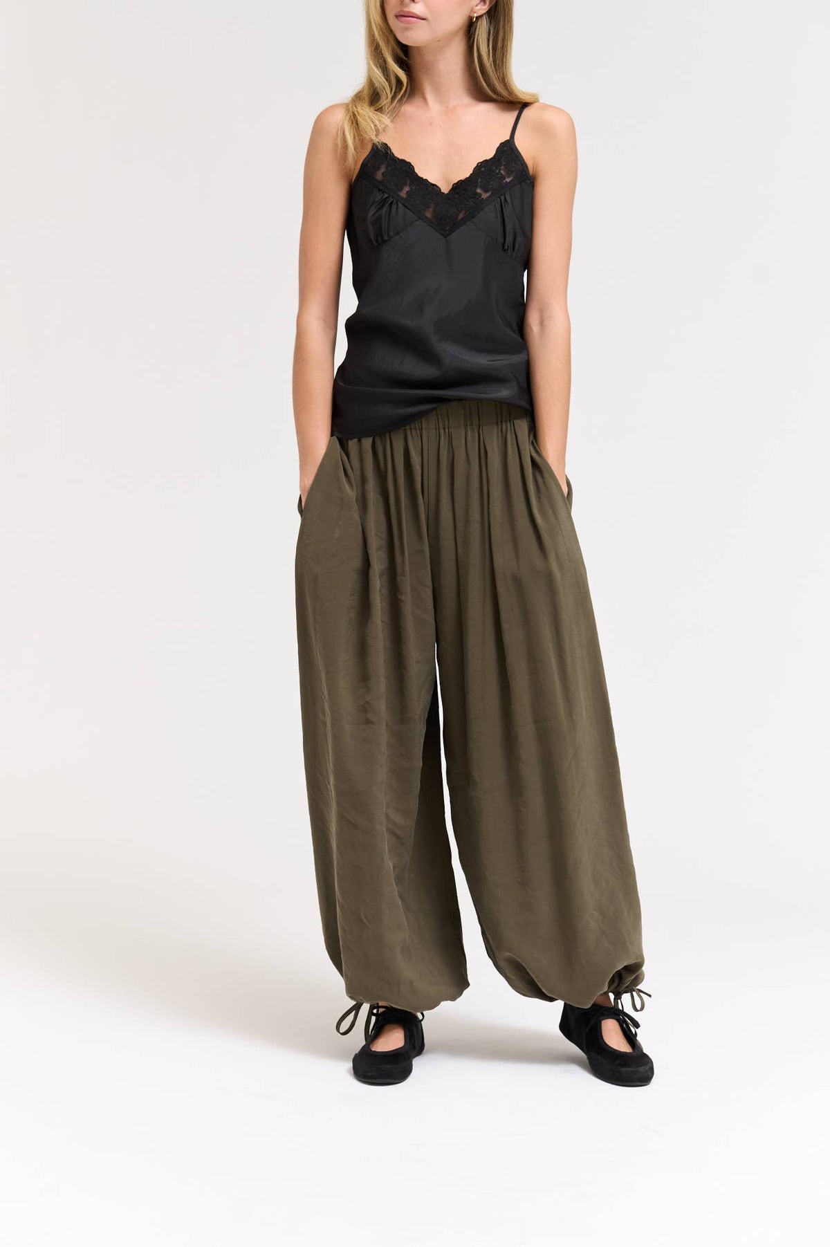 Pleated Waist Balloon Pants - Deep Olive