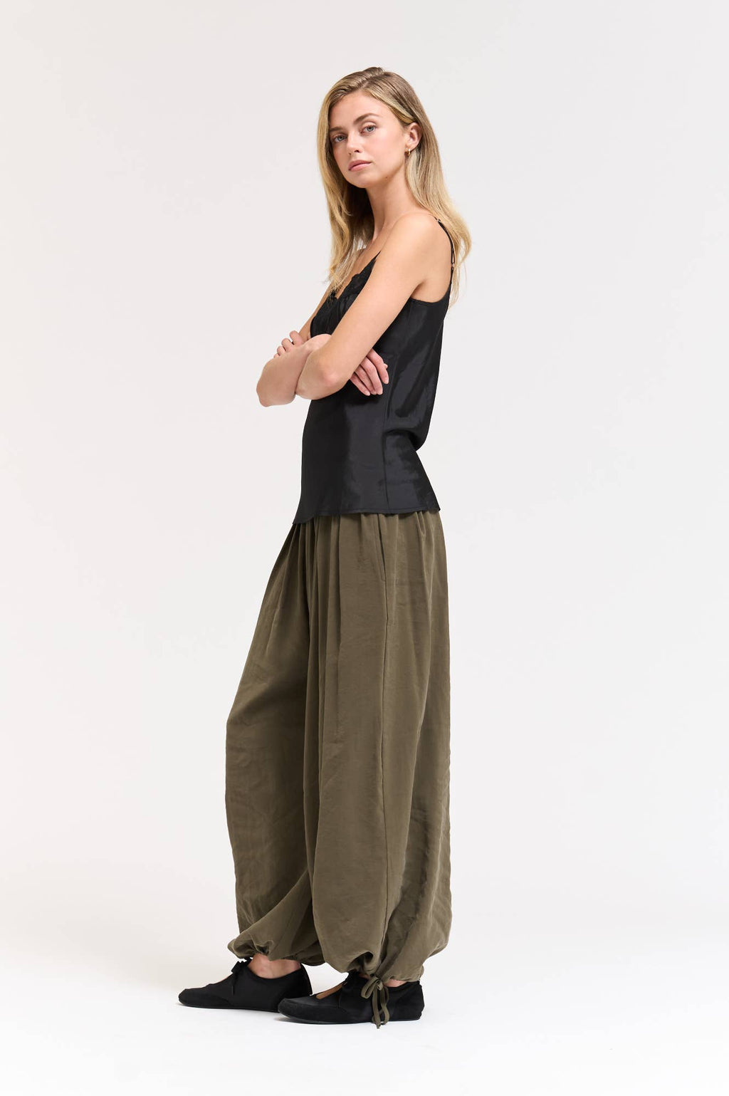 Pleated Waist Balloon Pants - Deep Olive