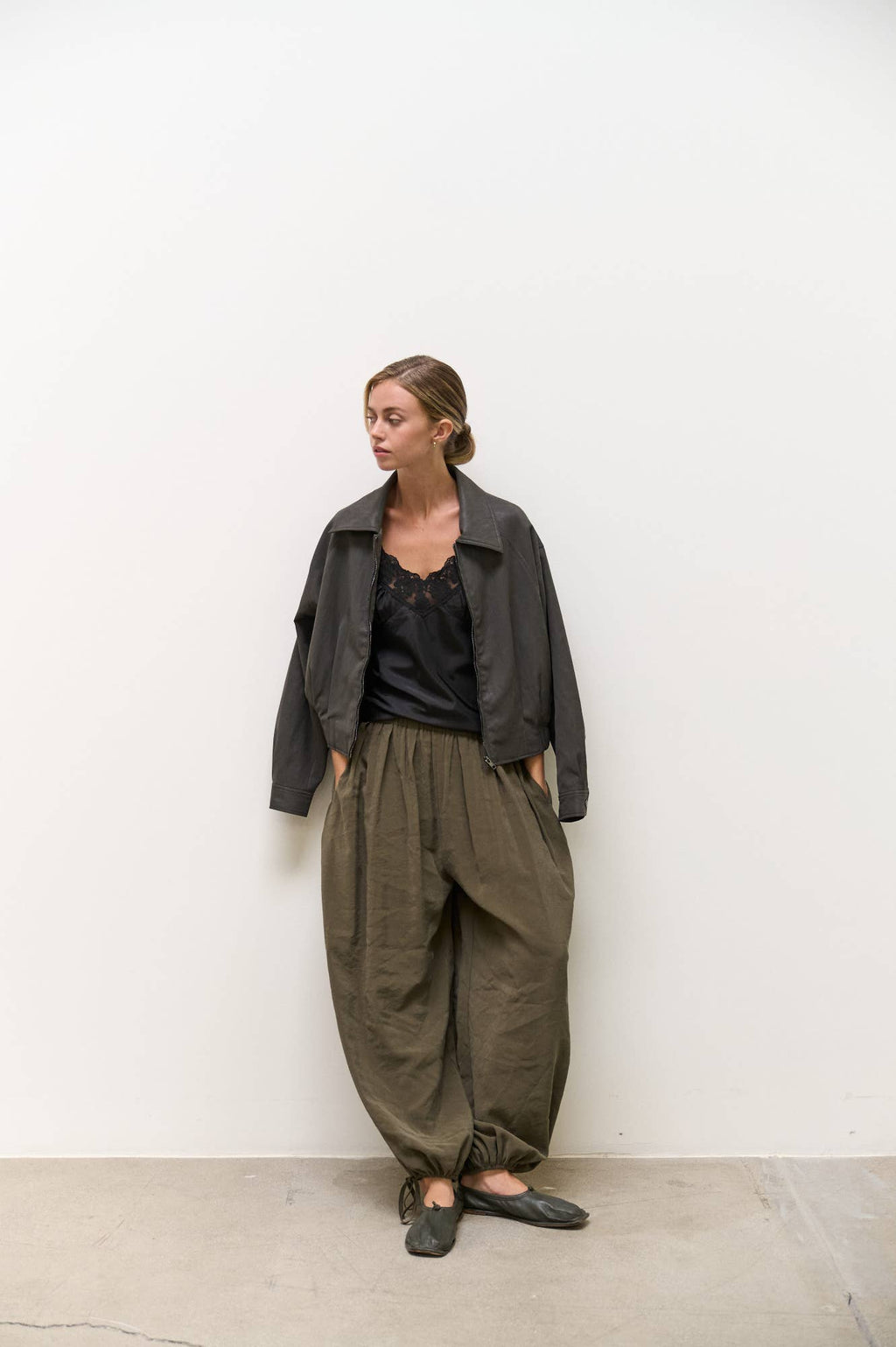 Pleated Waist Balloon Pants - Deep Olive