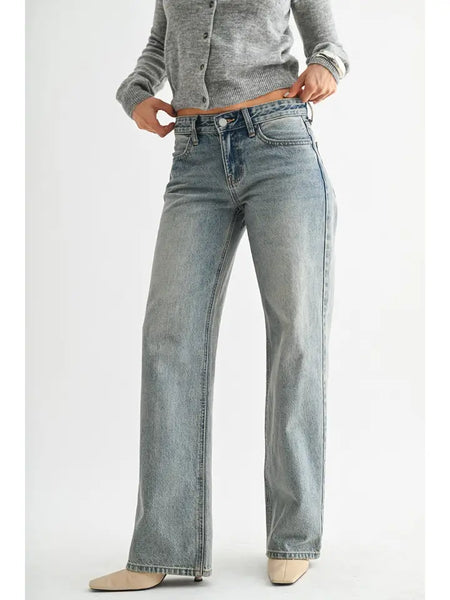 Relaxed Straight Leg Jean - Vintage Light Tint