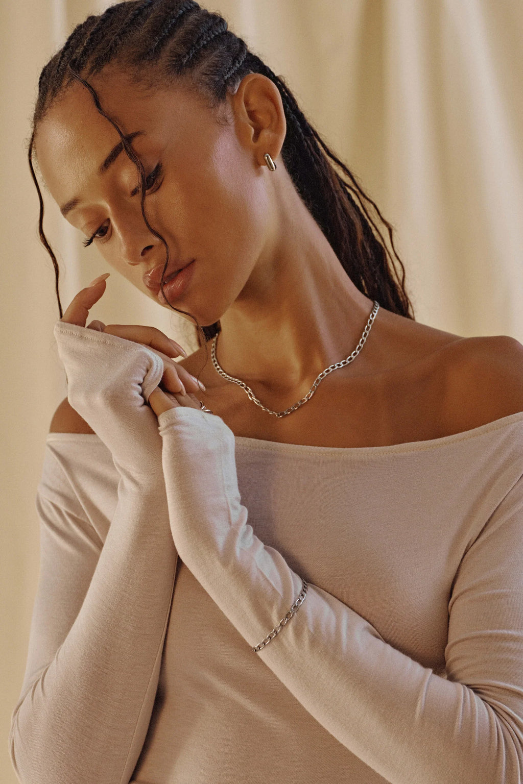 Vela Necklace