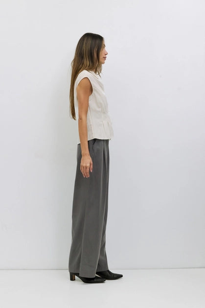 The Garner Pants - Dark Grey