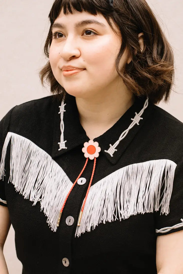Big Daisy Bolo Tie