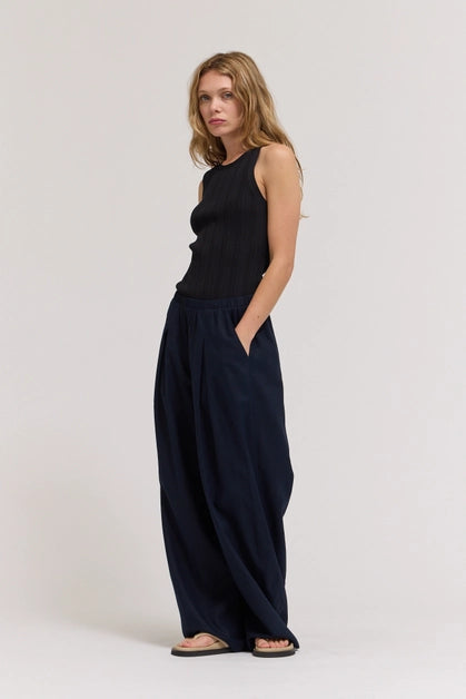 Linen Tuck Pants