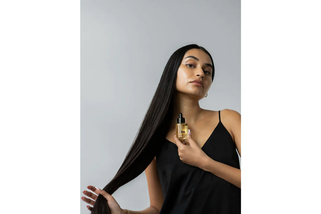 Hibiscus + Daikon Seed Protective Hair Oil