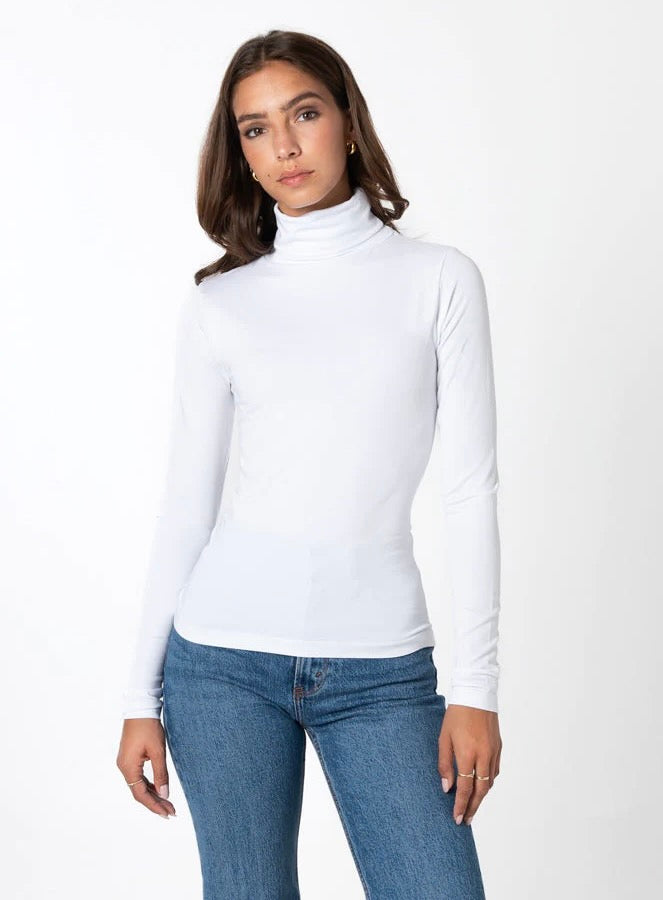 Bamboo Short Turtleneck