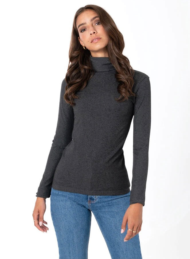 Bamboo Short Turtleneck
