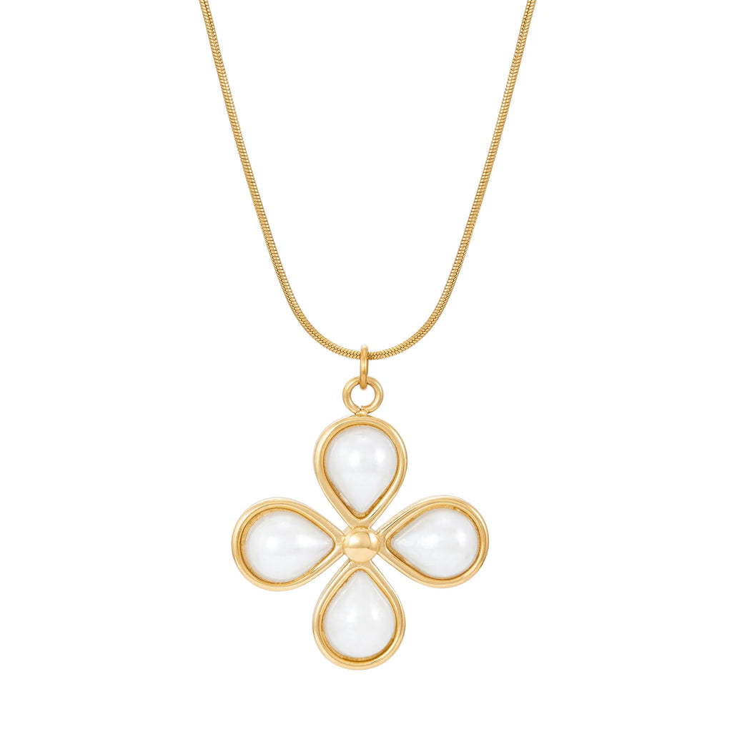 Fleur Necklace