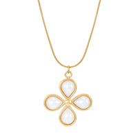 Fleur Necklace