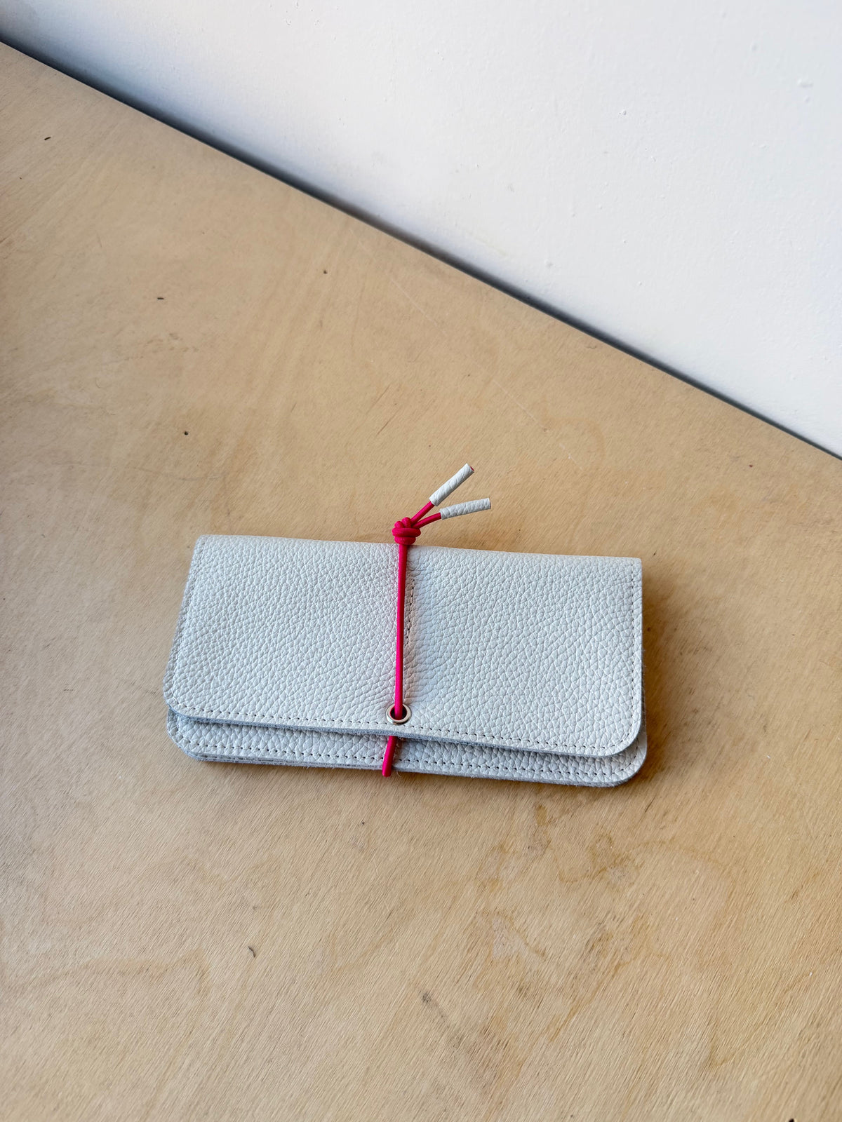 Knot Wide Wallet