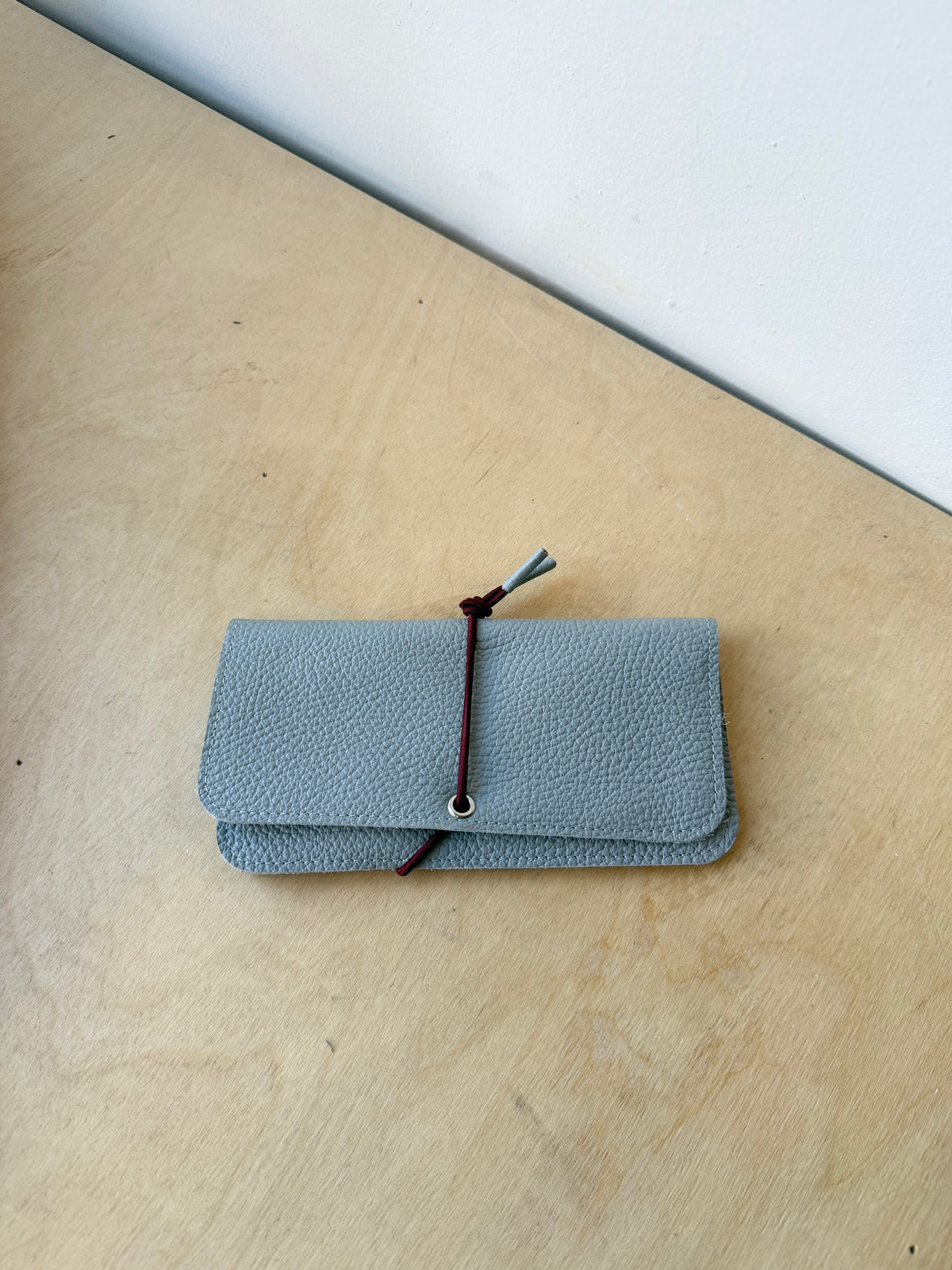Knot Wide Wallet