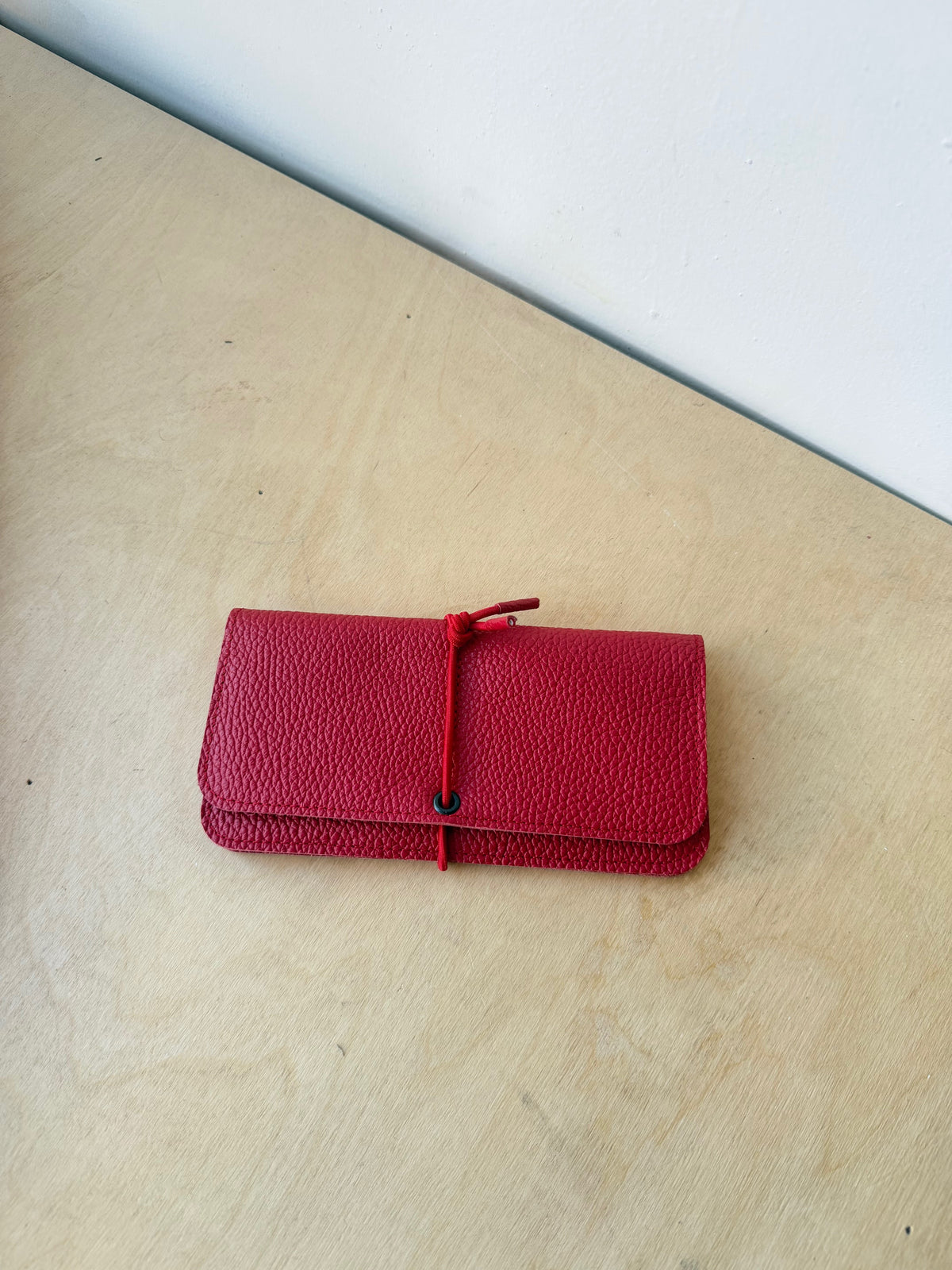 Knot Wide Wallet