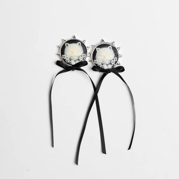 Kitty Kitty Cameo Bow Earrings