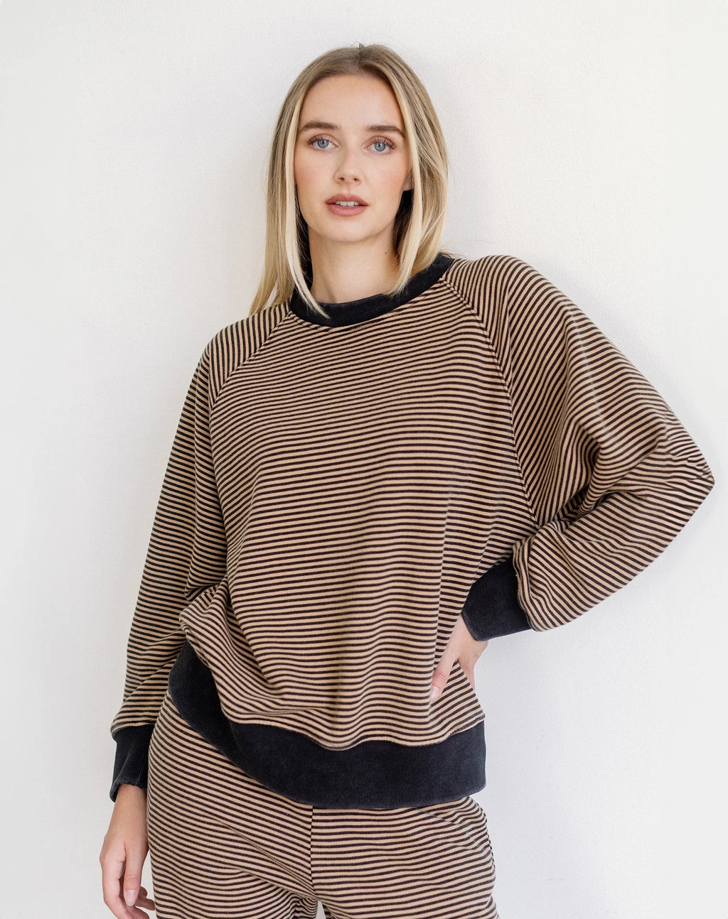 Mini Stripe Crew - Washed Black/Tan