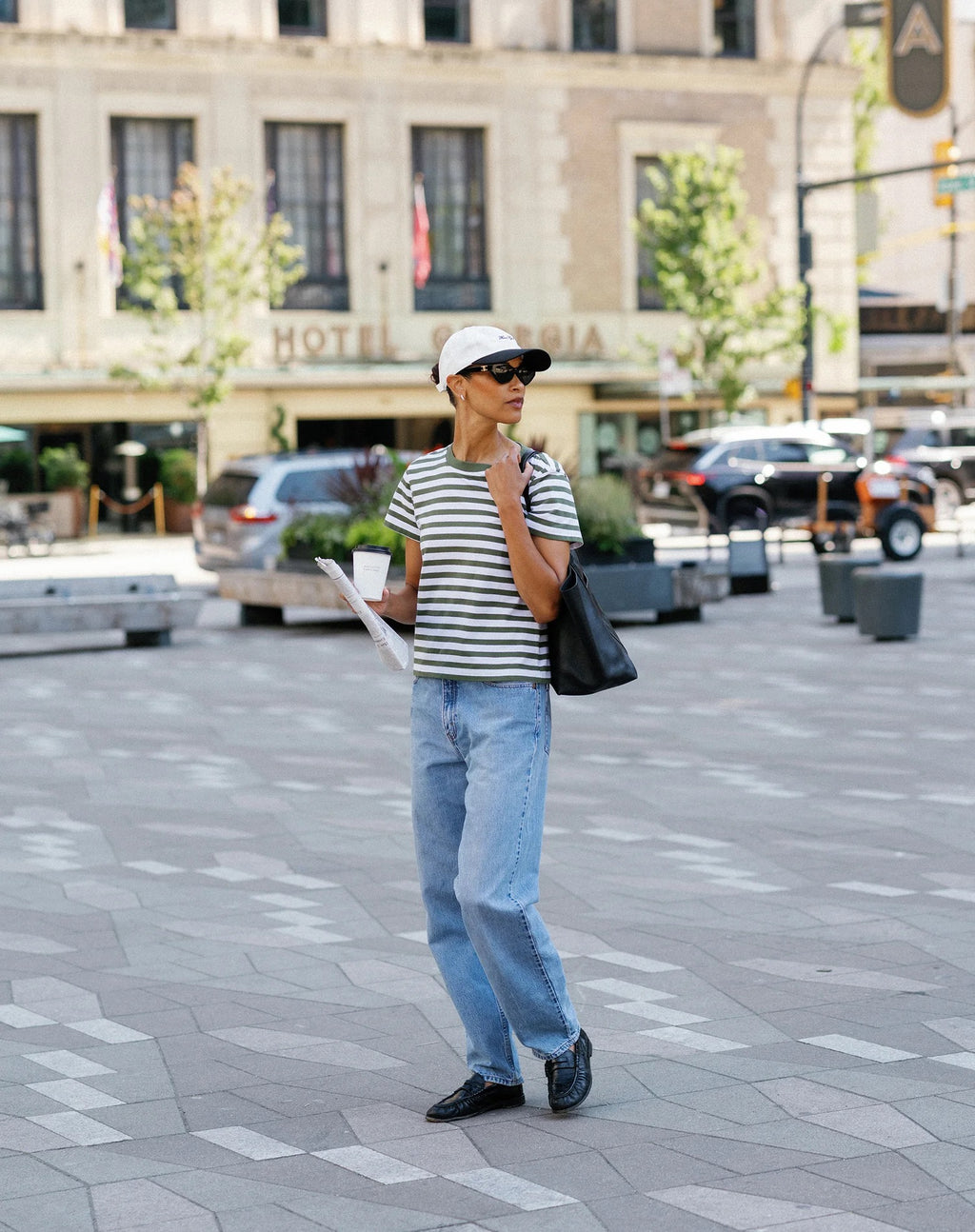 Paris Tee - Chive/Off White