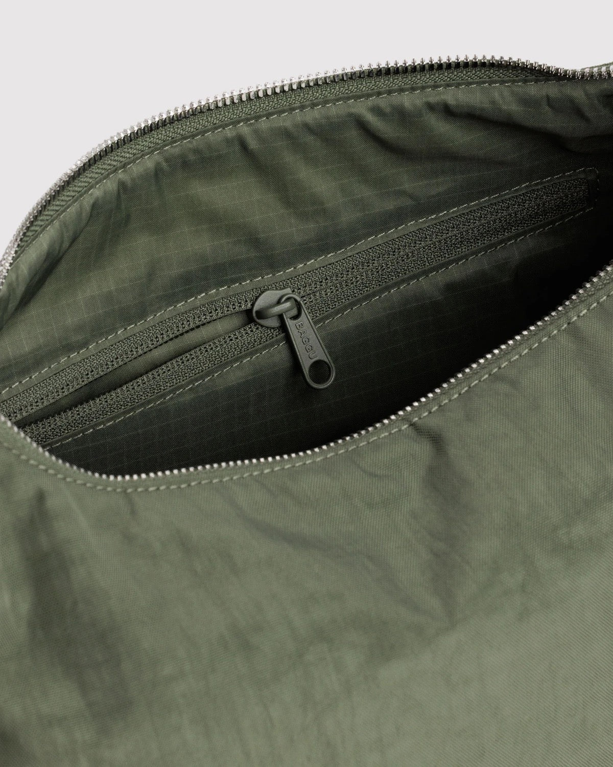 Nylon Meringue Bag - Caper