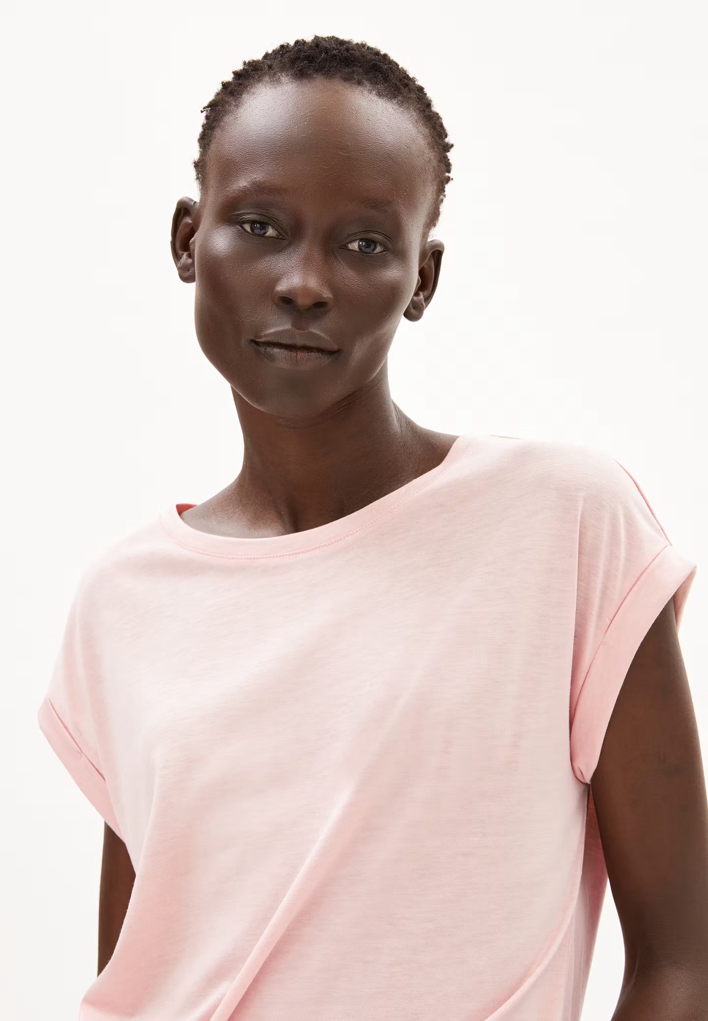 Jilaana T Shirt - Rosalilly