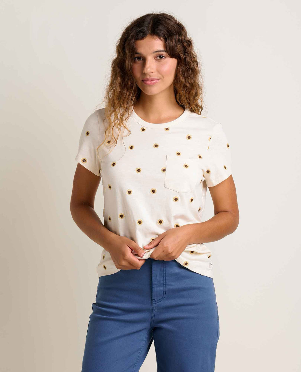 Primo Embroidered T Shirt - Salt Sunflower