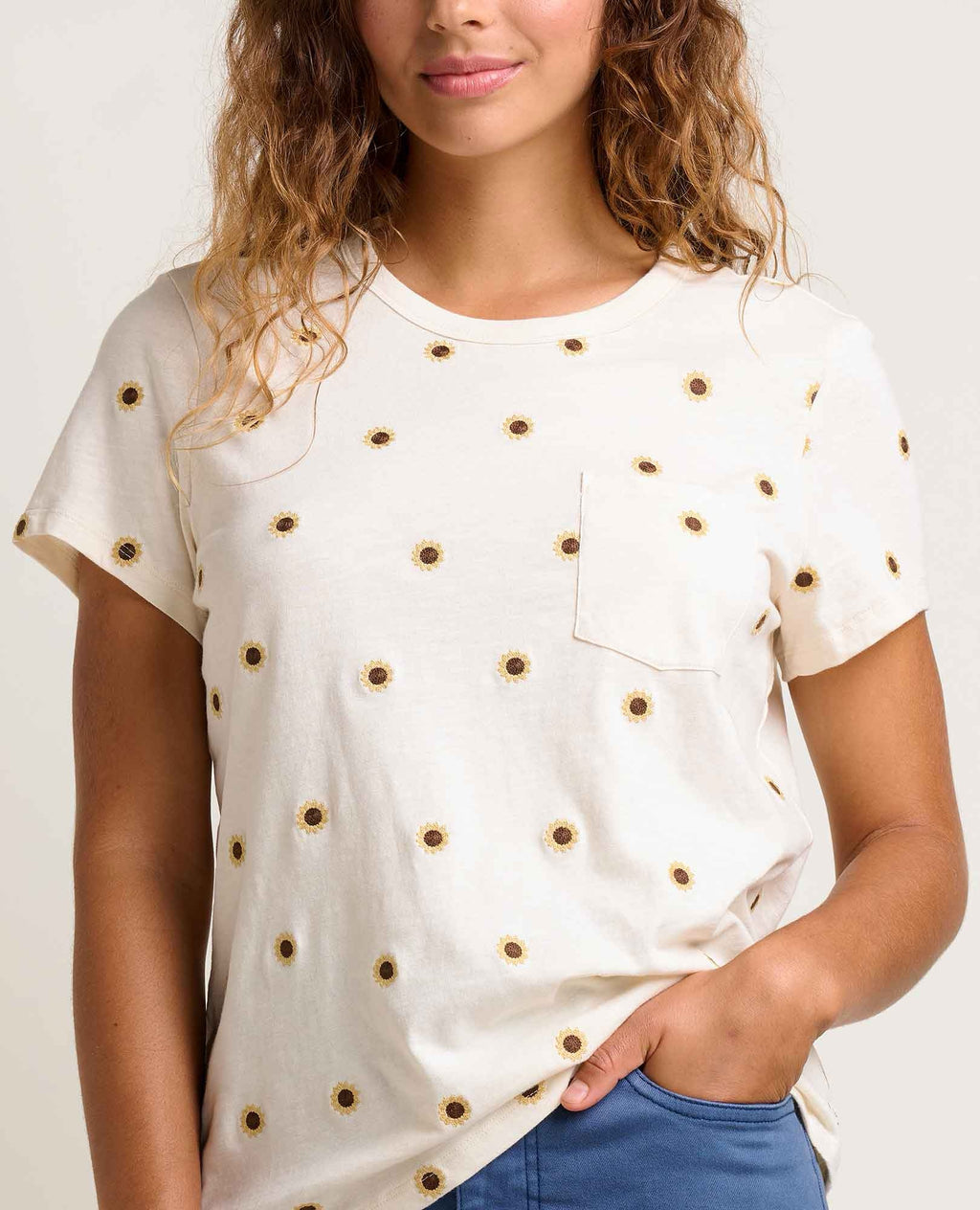 Primo Embroidered T Shirt - Salt Sunflower