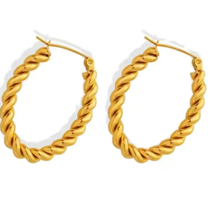 Chunky Twisted Rope Oval Hoop Earring