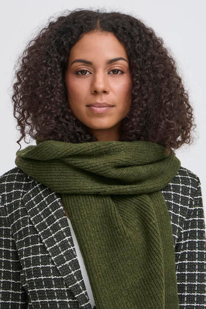 Ivo Scarf - Rifle Green