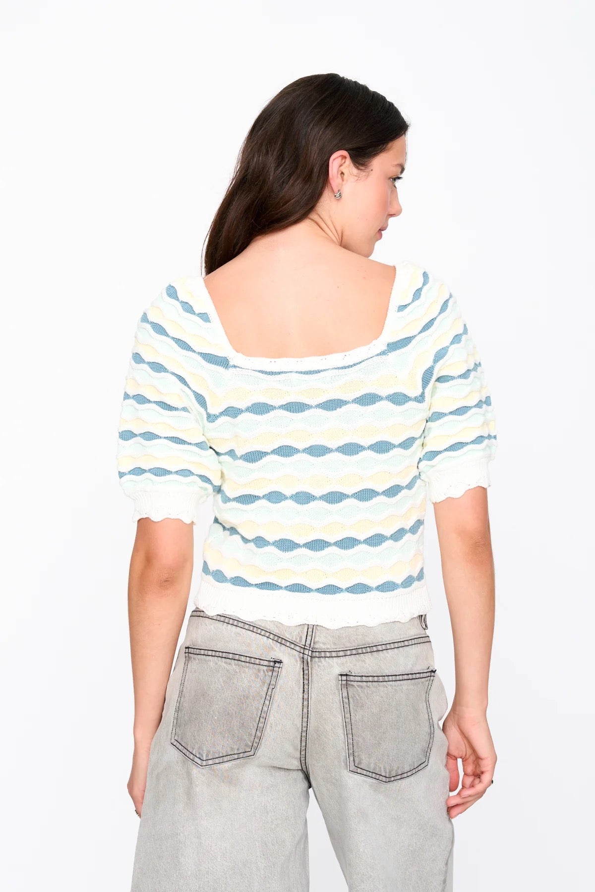Scalloped Short Sleeve Pullover