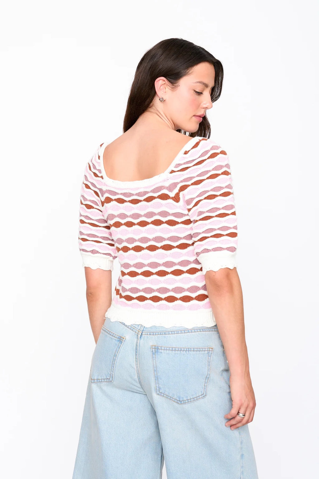 Scalloped Short Sleeve Pullover