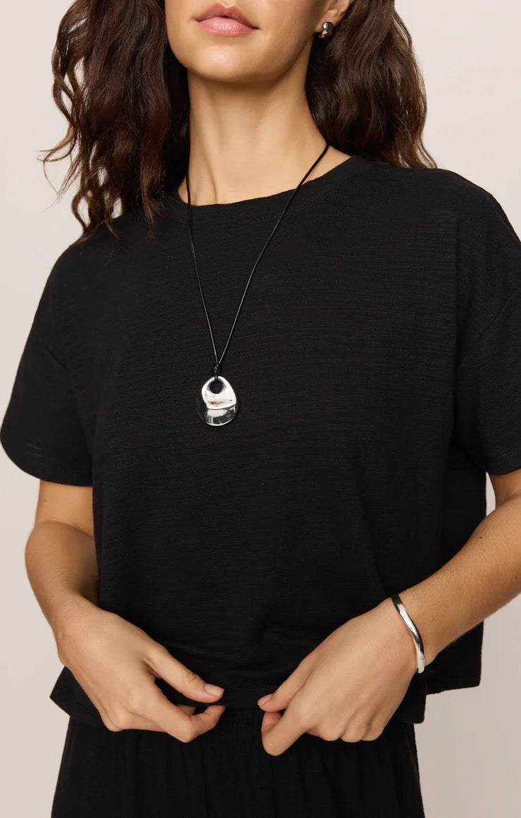 Sway Textured Cropped Tee - Black