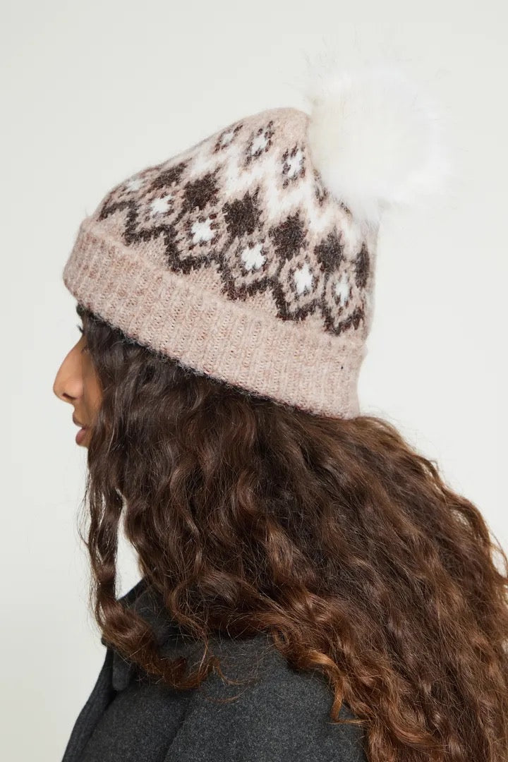 Liv Toque - Toasted Coconut