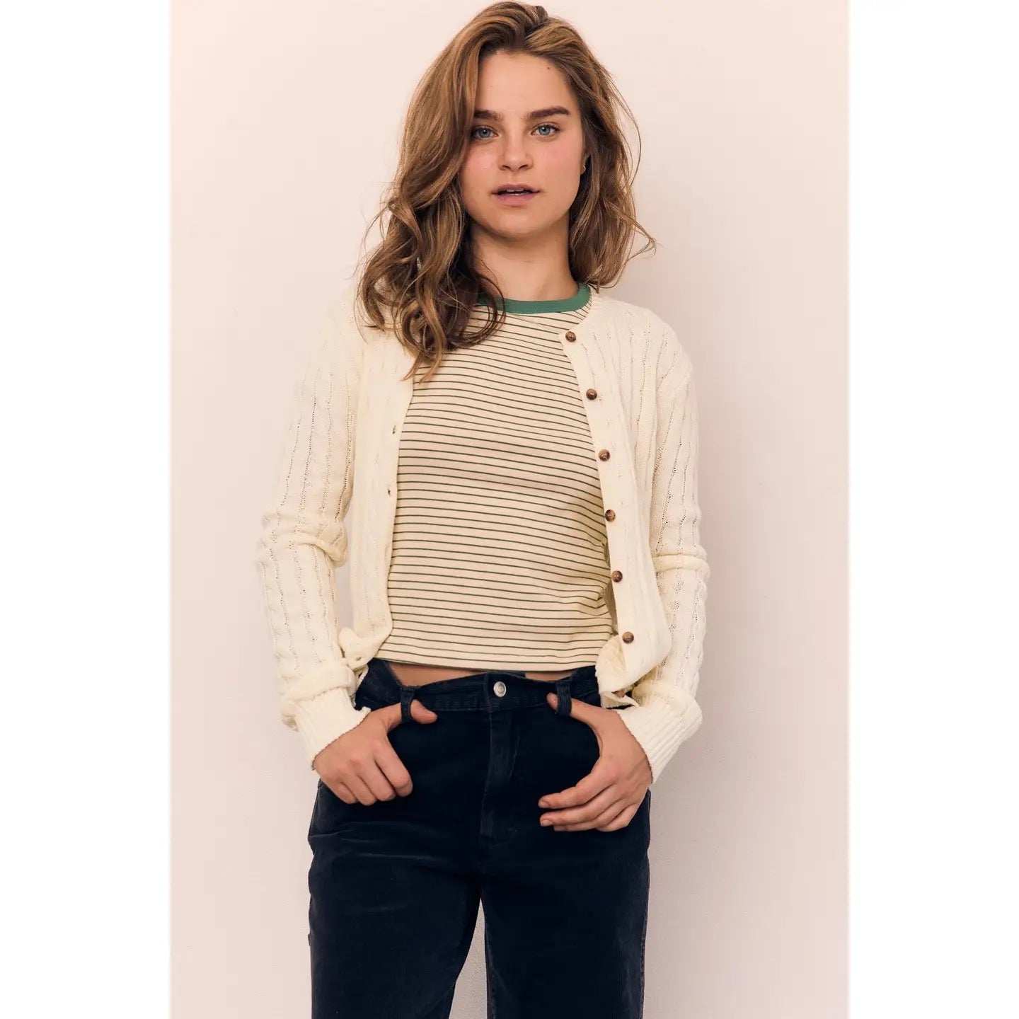 Round Neck Classic Cable Knit Cardigan AAB578
