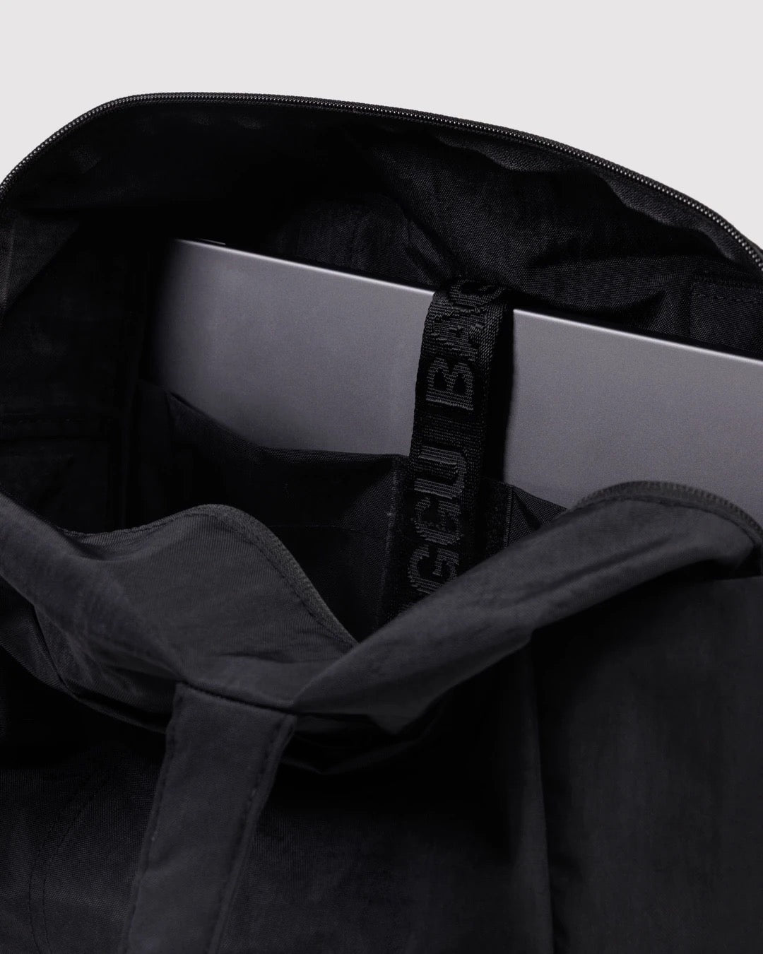 Everyday Cloud Bag - Black