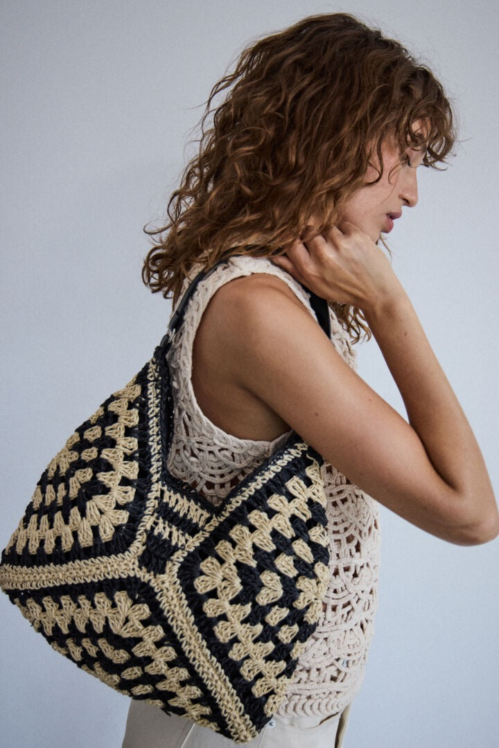Lysara Shoulder Bag