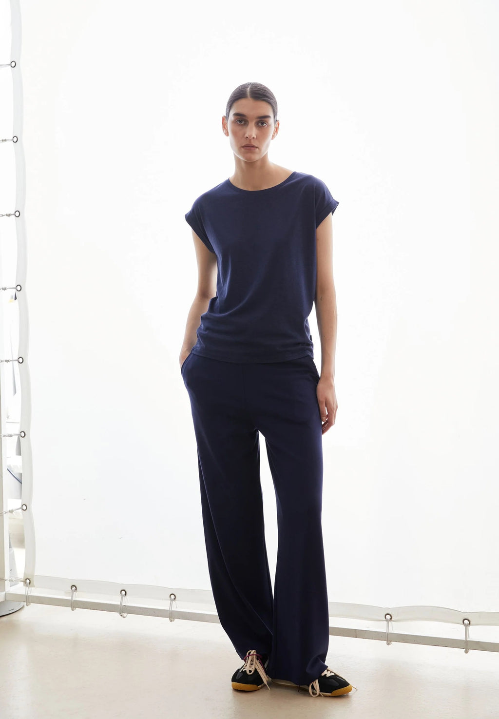 Jilaana T Shirt - Tinted Navy