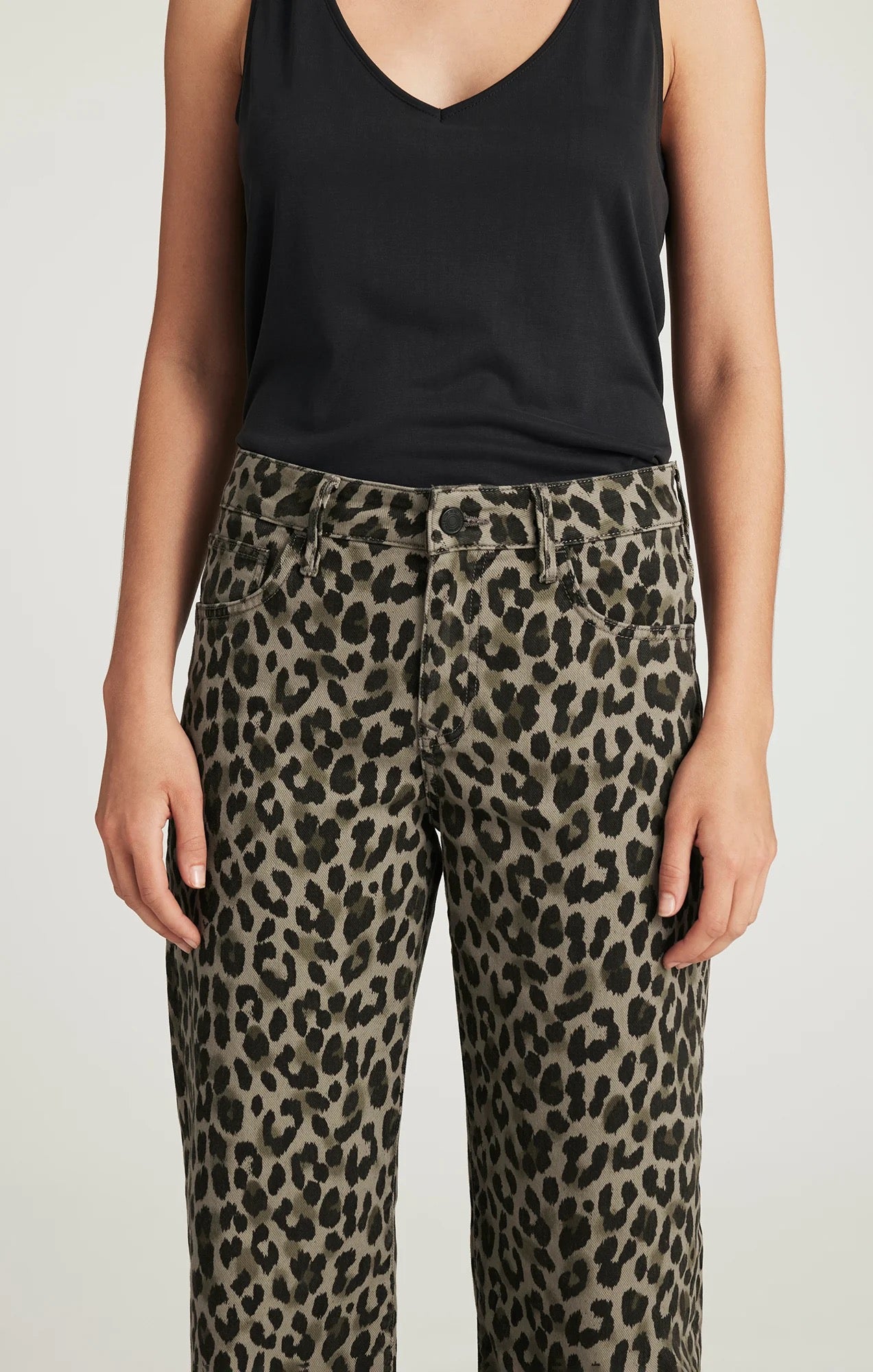 Sabrina Jean - Green Leo
