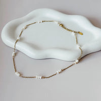 Herlo Freshwater Pearl Necklace