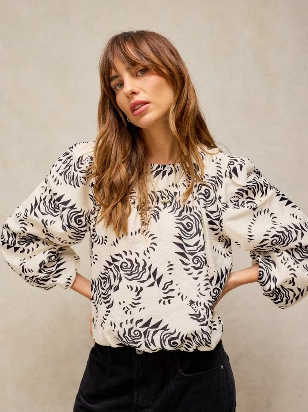 Lyra Bubble Hem Top - Ivory Print