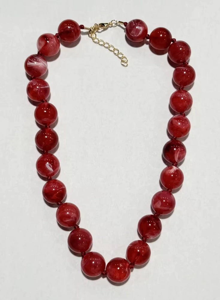Éte Hand Knotted Beaded Necklace