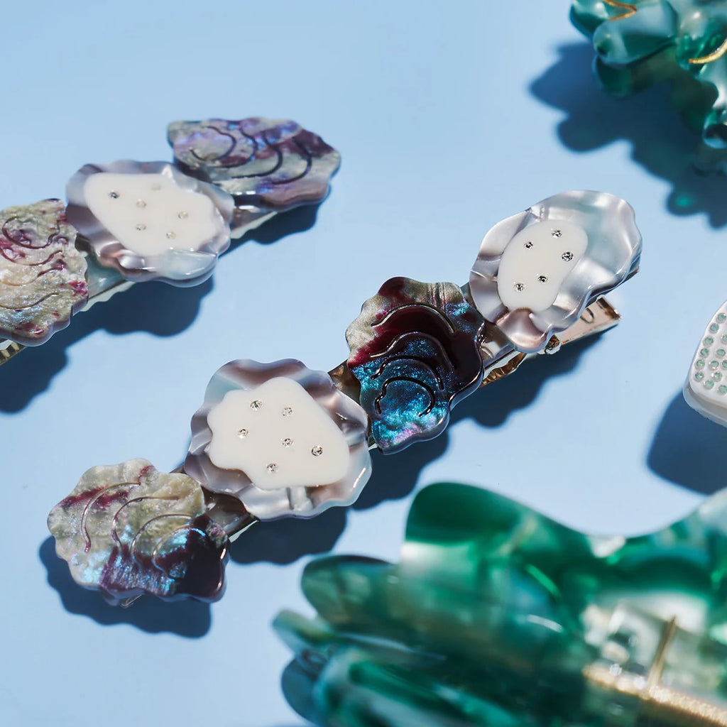 Oyster Hair Clip
