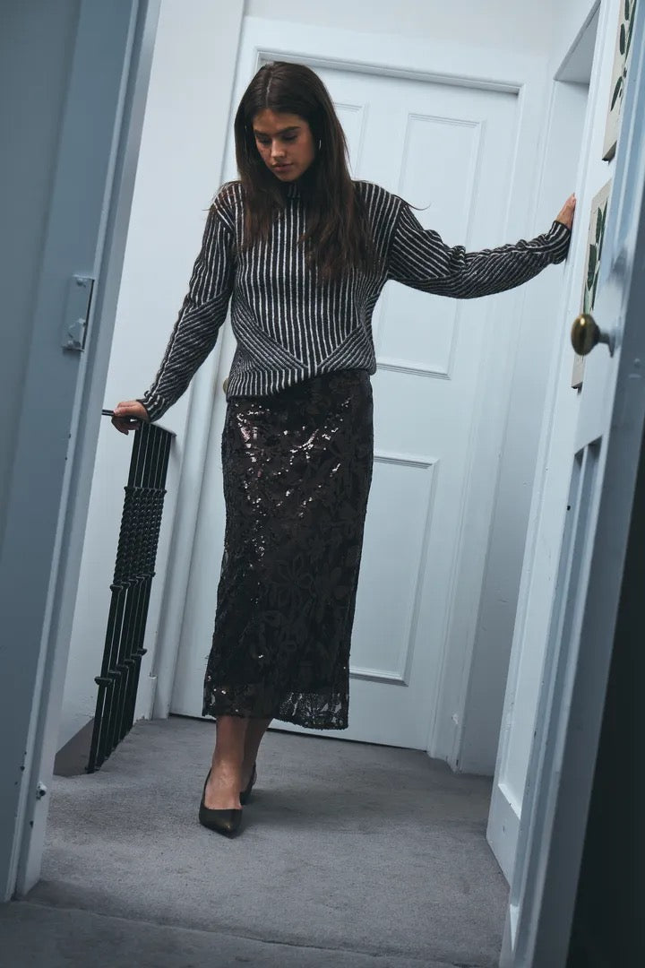 Kamara Long Sleeve Stripes Pullover - Chocolate