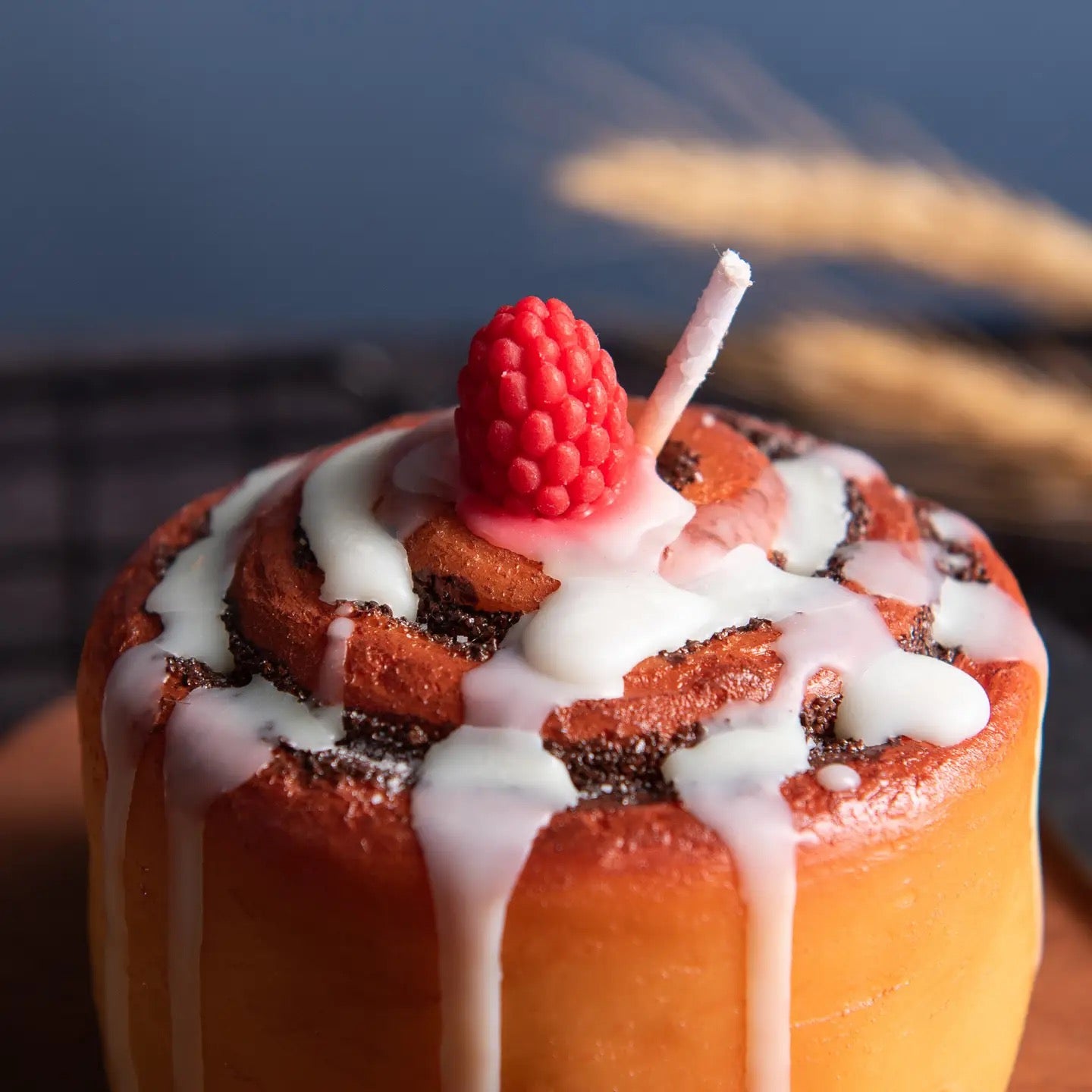 Cinnamon Roll Candle