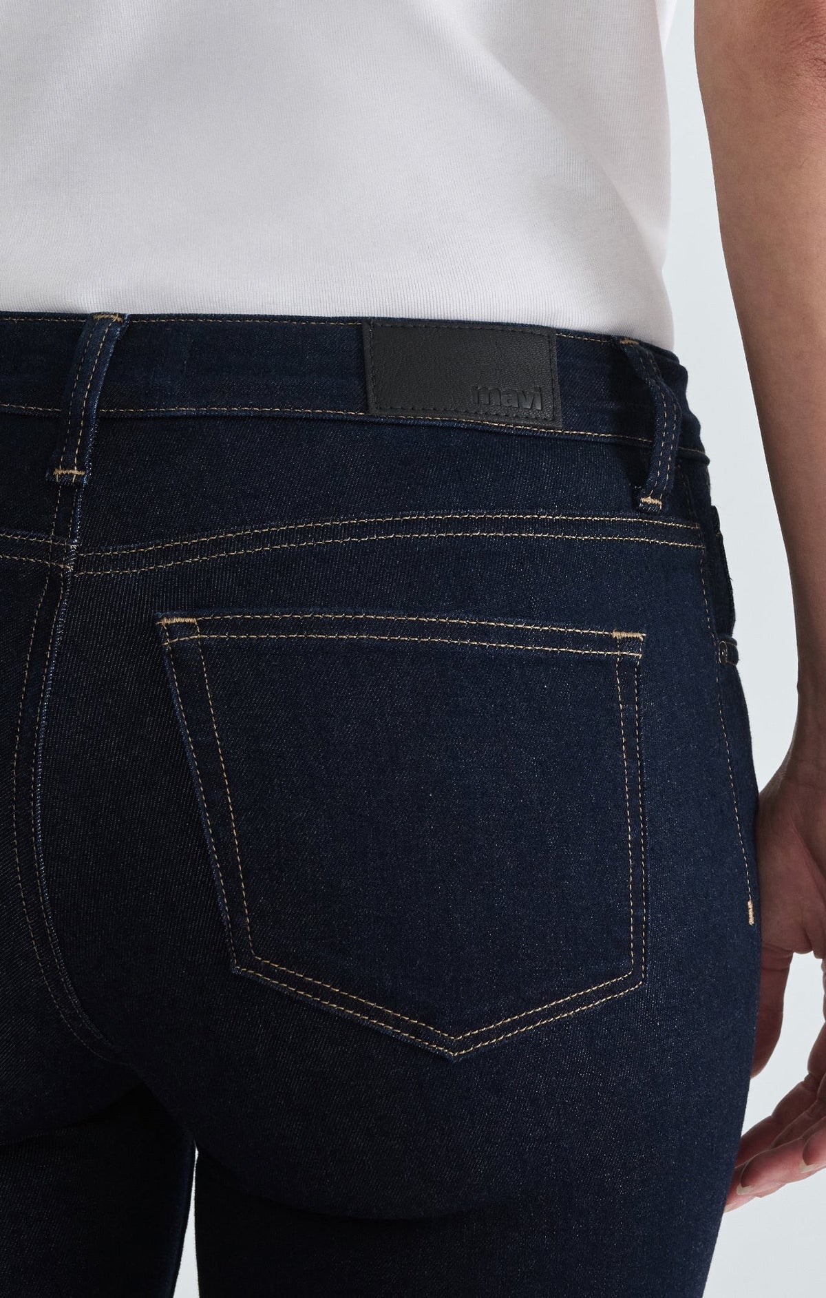 Tess Jean - Rinse Feather Lux