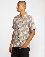 RVCA X Ali Float Sting Short Sleeve - Mushroom