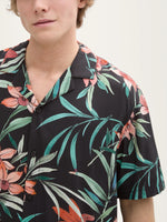 Relaxed Printed Shirt - Black Big Flower