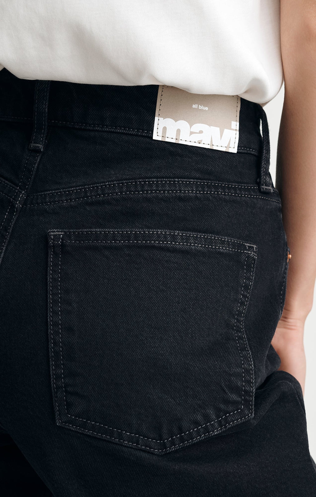Nica Barrel Jean - Smoke Classic Blue